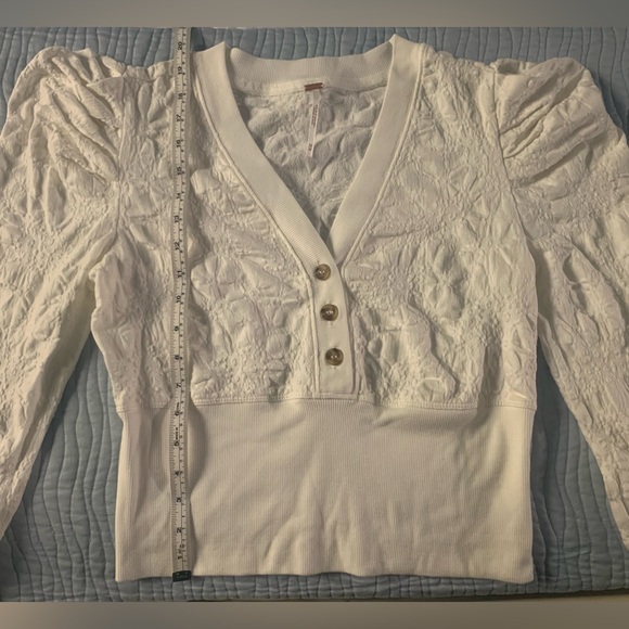 Free People White Sweater - Picture 7 of 8